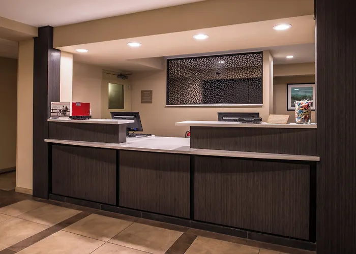 Candlewood By Ihg Hotel