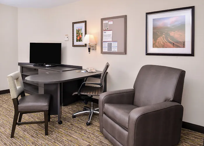 Hotel Candlewood By Ihg 2*